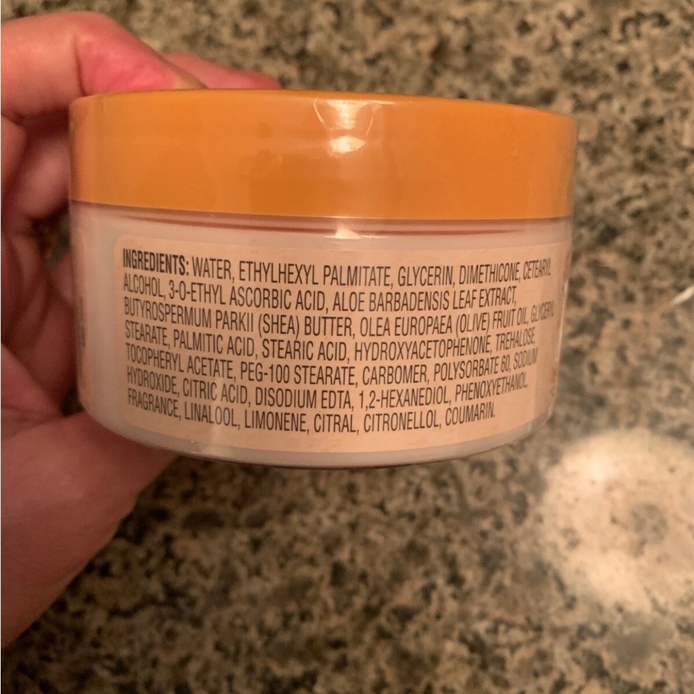 Vitamin C Brightening Cream 8 oz - Picture 3 of 3
